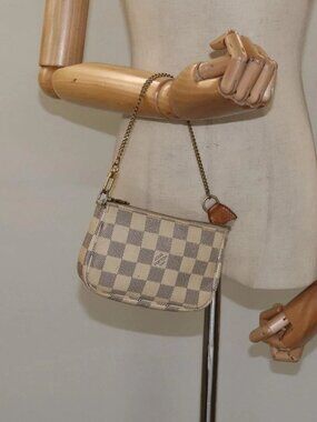 LOUIS VUITTON Damier Azur Mini Pochette Accessoires Pouch N63005 Auth BD1591